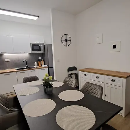 Zdravka G Primošten