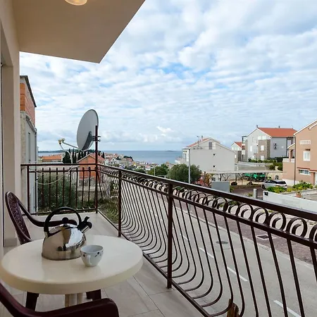 Zdravka G Apartment Primosten
