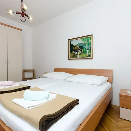 Apartment Zdravka G *