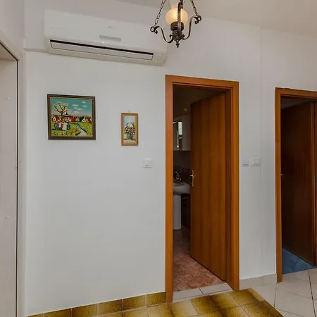 Zdravka G Apartman *