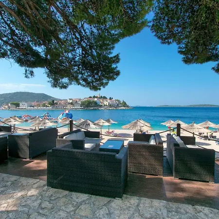 Zdravka G Primošten